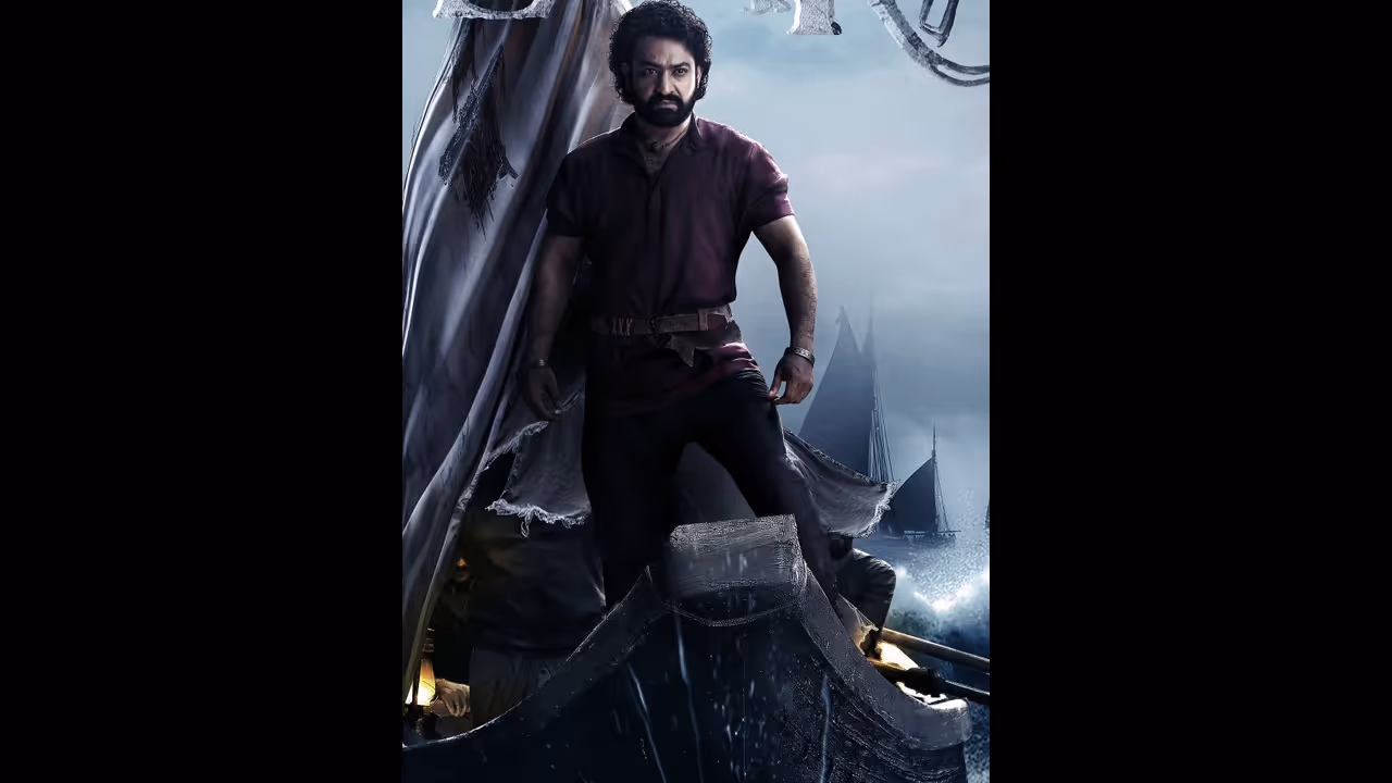 ఎన్టీఆర్ `దేవర` షూటింగ్లో ప్రమాదం..? ఆసుపత్రిలో చేరిన 20 మంది ఆర్టిస్టులు.. ఫ్యాన్స్ లో ఆందోళన ఎన్టీఆర్ `దేవర` షూటింగ్లో ప్రమాదం..? ఆసుపత్రిలో చేరిన 20 మంది ఆర్టిస్టులు.. ఫ్యాన్స్ లో ఆందోళన