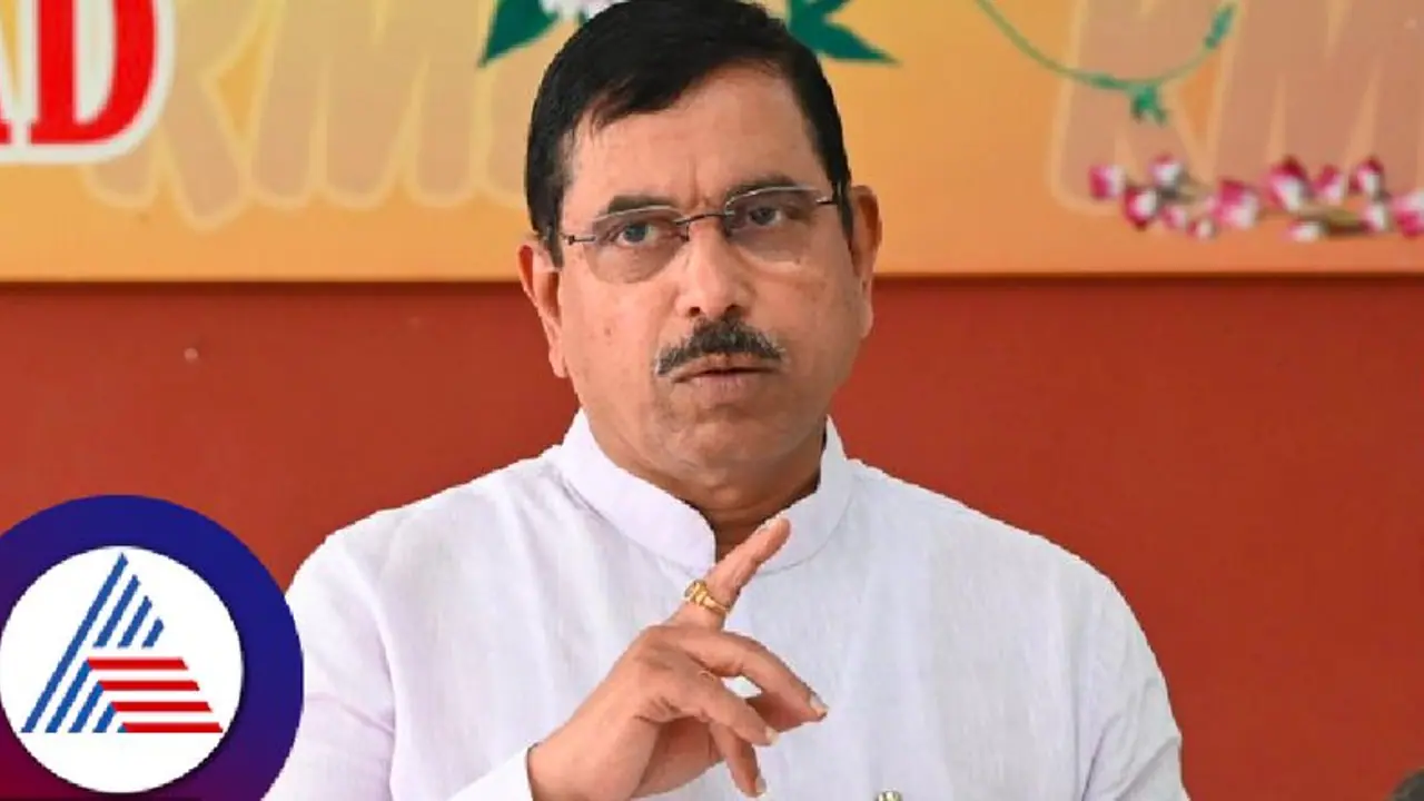 ಭಾರತಕ್ಕೆ ಇಂಧನ ಭದ್ರತೆ ಕಲ್ಪಿಸಲು ಬದ್ಧ: ಪ್ರಲ್ಹಾದ್ ಜೋಶಿ ಭಾರತಕ್ಕೆ ಇಂಧನ ಭದ್ರತೆ ಕಲ್ಪಿಸಲು ಬದ್ಧ: ಪ್ರಲ್ಹಾದ್ ಜೋಶಿ