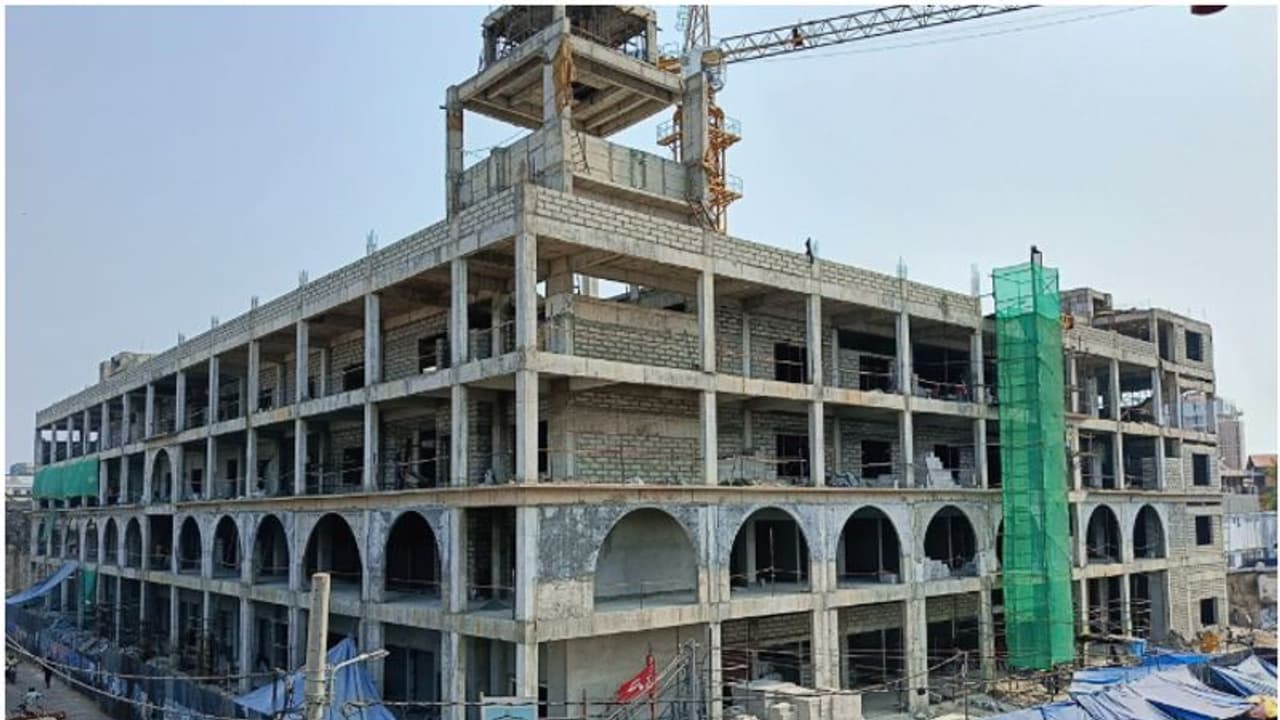 'എറണാകുളം മാര്ക്കറ്റ് നിര്മ്മാണം അതിവേഗതയില്'; സമയബന്ധിതമായി പൂര്ത്തീകരിക്കുമെന്ന് മേയര് 'എറണാകുളം മാര്ക്കറ്റ് നിര്മ്മാണം അതിവേഗതയില്'; സമയബന്ധിതമായി പൂര്ത്തീകരിക്കുമെന്ന് മേയര്