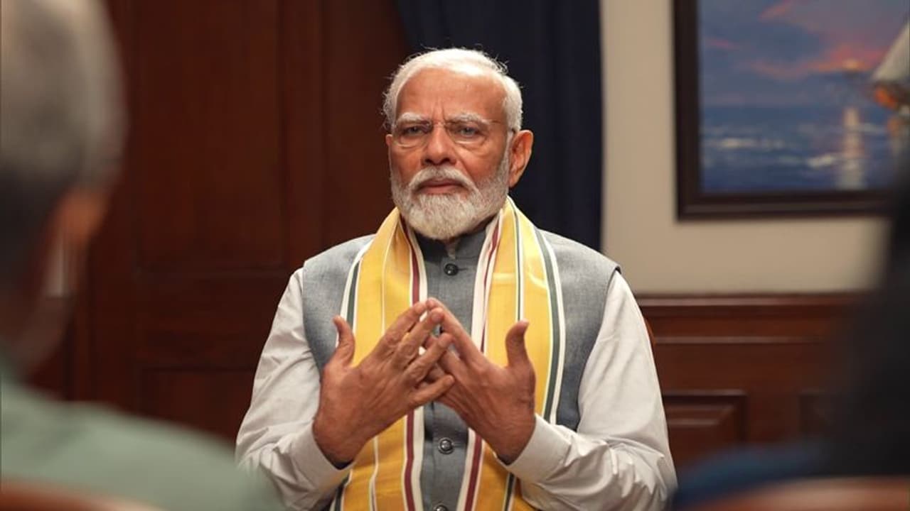 எதிரி நாடுகளே மதிக்கும்போது... மாநில அரசுகள் ஆளுநர்களை ஏன் மதிக்கவில்லை? பிரதமர் மோடி கேள்வி