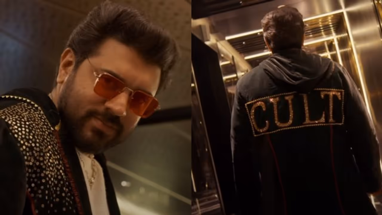 തിയറ്റര് ഇളക്കിമറിച്ച ആ ഇന്ട്രോ; 'നിധിന് മോളി'യെ അവതരിപ്പിച്ച 'വര്ഷങ്ങള്ക്കു ശേഷം' വീഡിയോ സോംഗ് എത്തി തിയറ്റര് ഇളക്കിമറിച്ച ആ ഇന്ട്രോ; 'നിധിന് മോളി'യെ അവതരിപ്പിച്ച 'വര്ഷങ്ങള്ക്കു ശേഷം' വീഡിയോ സോംഗ് എത്തി