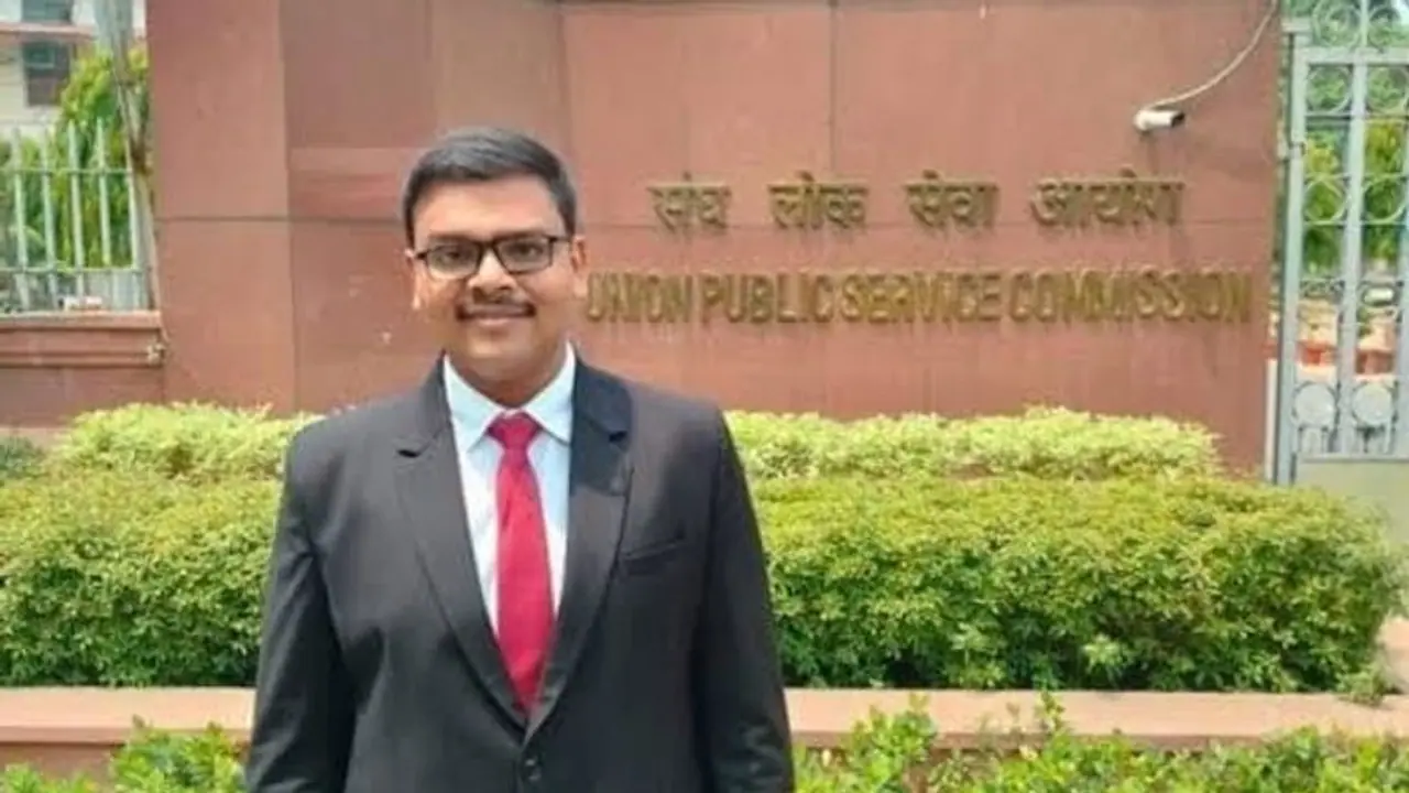 UPSC CSE 2023 Topper: See the viral marksheet of AIR 1 Aditya Srivastava