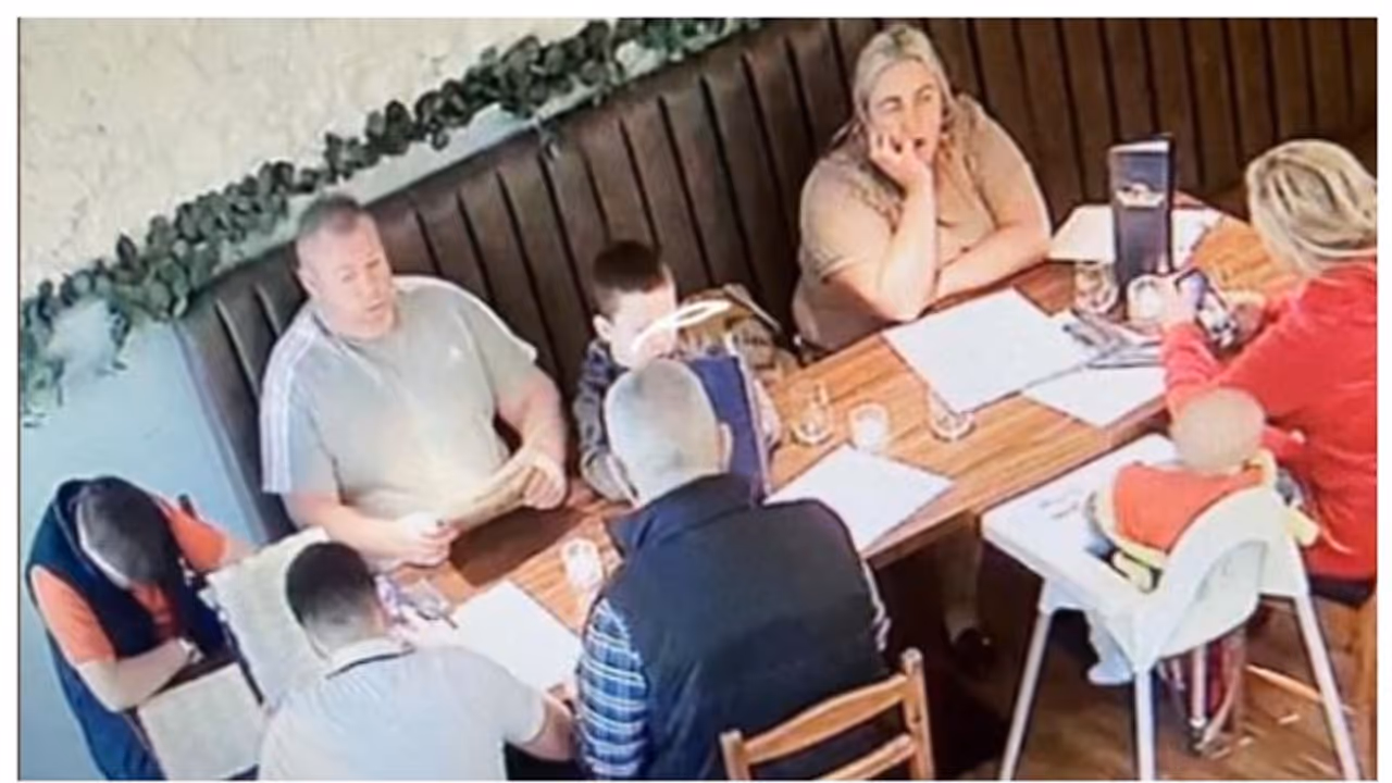 എട്ട് അംഗ കുടുംബം റെസ്റ്റോറന്റില് കയറി 34,000 രൂപയ്ക്ക് മൂക്കുമുട്ടെ കഴിച്ച് മുങ്ങി; പിന്നീട് സംഭവിച്ചത് എട്ട് അംഗ കുടുംബം റെസ്റ്റോറന്റില് കയറി 34,000 രൂപയ്ക്ക് മൂക്കുമുട്ടെ കഴിച്ച് മുങ്ങി; പിന്നീട് സംഭവിച്ചത്