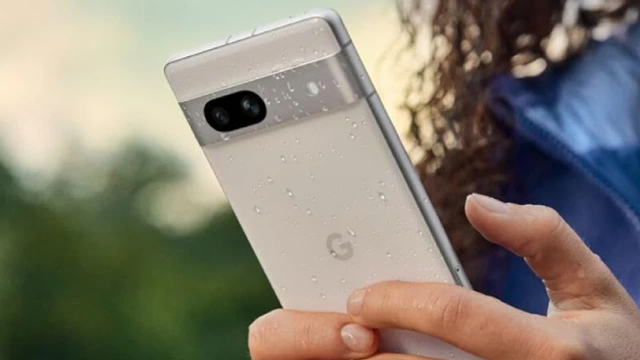Google Pixel : உலக சந்தையில் விரைவில் வரும் Google Pixel 8A இணையத்தில் கசிந்த ஸ்பெக் மற்றும் விலை விவரம்!