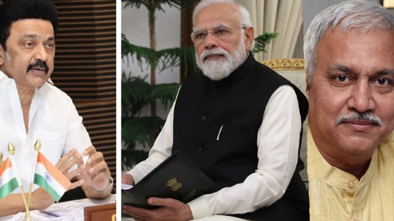 அரசியலுக்காக வெட்கமே இல்லாமல் போலி மதசார்பின்மை பேசும் ஹிந்து விரோத ஸ்டாலின்! மோடியை விமர்சிப்பதா?பாஜக விளாசல் அரசியலுக்காக வெட்கமே இல்லாமல் போலி மதசார்பின்மை பேசும் ஹிந்து விரோத ஸ்டாலின்! மோடியை விமர்சிப்பதா?பாஜக விளாசல்