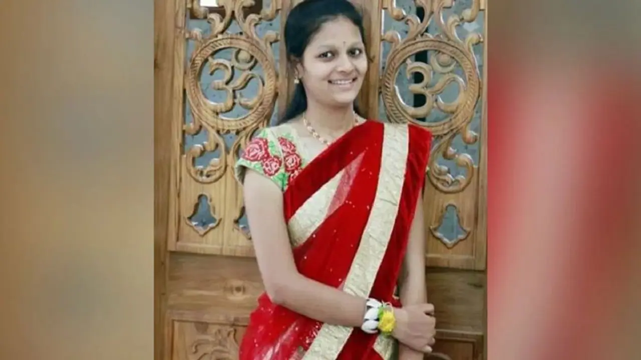 क्या लव जिहाद का शिकार हुई MCA की छात्रा नेहा? अपनी बेटी के फैयाज जैसे दोस्तों पर रखें नजर वर्ना पड़ेगा पछताना क्या लव जिहाद का शिकार हुई MCA की छात्रा नेहा? अपनी बेटी के फैयाज जैसे दोस्तों पर रखें नजर वर्ना पड़ेगा पछताना