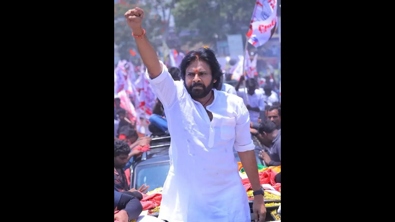 మనల్నెవడ్రా ఆపేది.. పవర్ స్టార్ పవన్ కళ్యాణ్ ఘన విజయం.. భారీ మెజారిటీ సాధించిన జనసేనాని. 