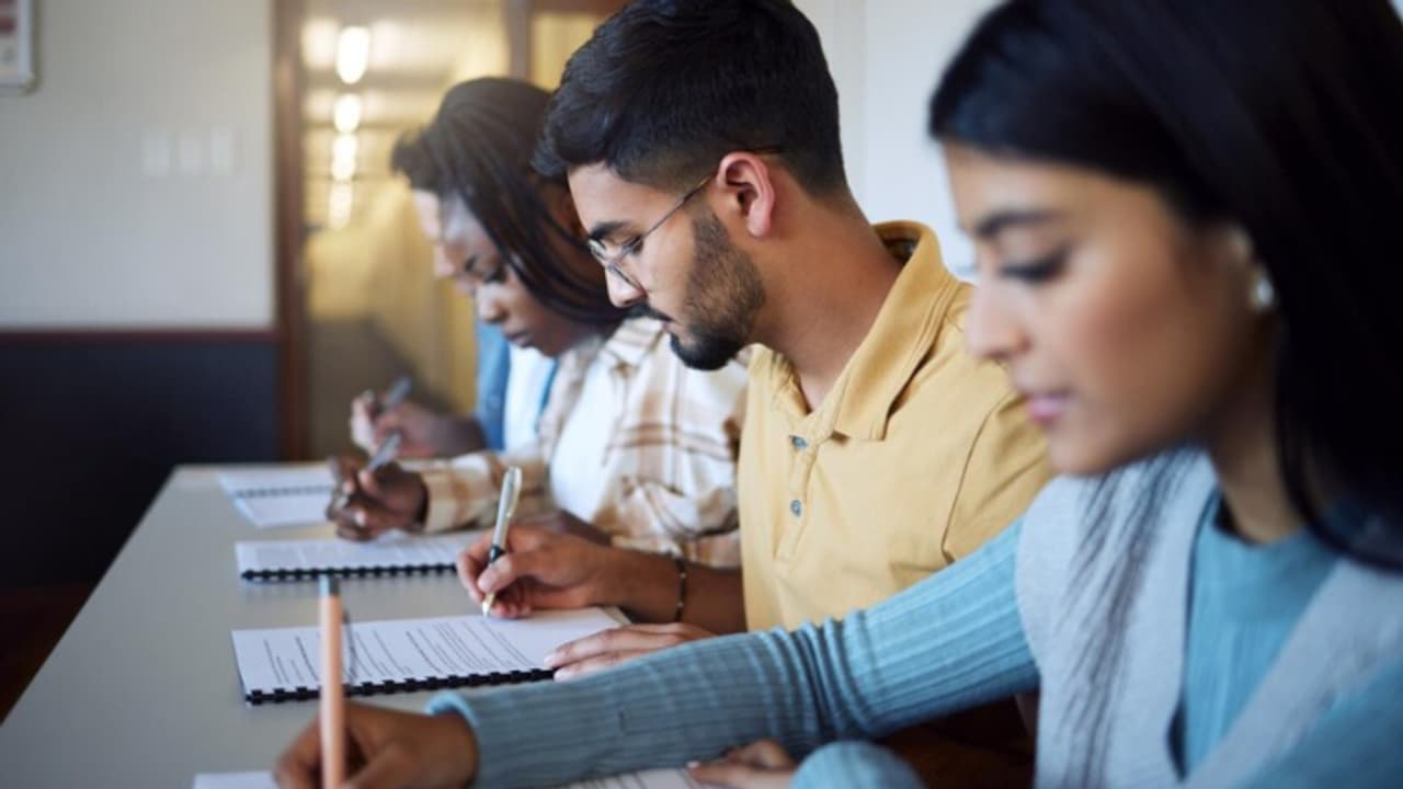 ഇന്ത്യൻ സെൻട്രൽ യൂണിവേഴ്സിറ്റി എൻട്രൻസ് ടെസ്റ്റിന് ഇന്ന് റിയാദിൽ തുടക്കം ഇന്ത്യൻ സെൻട്രൽ യൂണിവേഴ്സിറ്റി എൻട്രൻസ് ടെസ്റ്റിന് ഇന്ന് റിയാദിൽ തുടക്കം