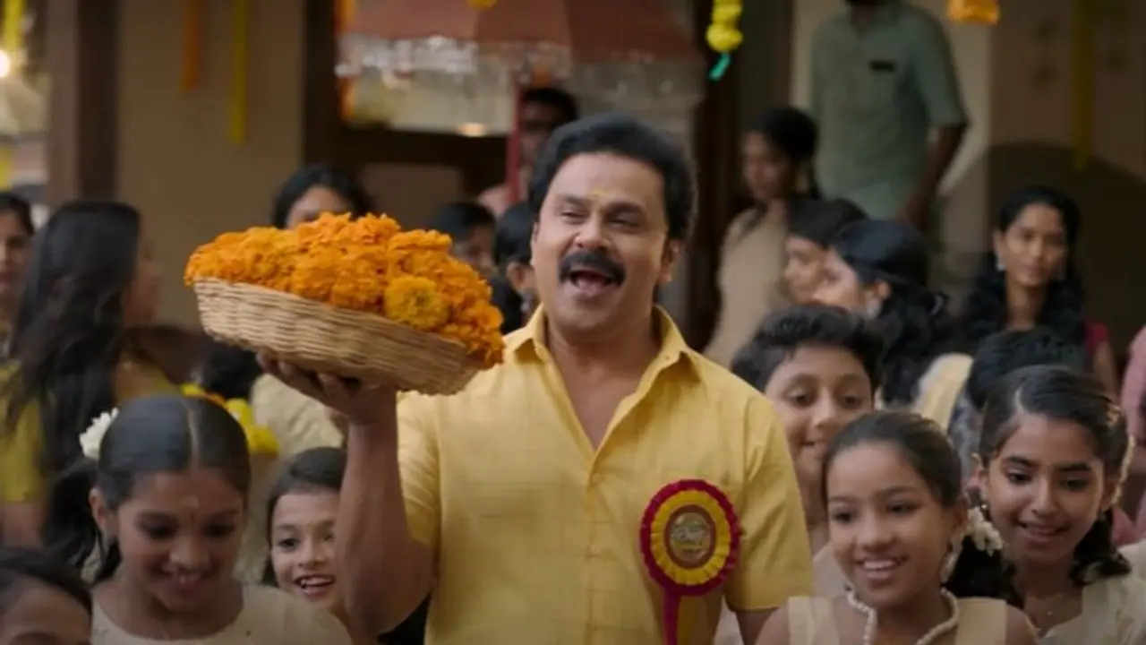 എതിരാളിക്ക് മുന്നിൽ വീണോ? ദിലീപ് പടത്തിന് സംഭവിക്കുന്നത് എന്ത് ? 'പവി കെയർടേക്കർ' കളക്ഷൻ എതിരാളിക്ക് മുന്നിൽ വീണോ? ദിലീപ് പടത്തിന് സംഭവിക്കുന്നത് എന്ത് ? 'പവി കെയർടേക്കർ' കളക്ഷൻ