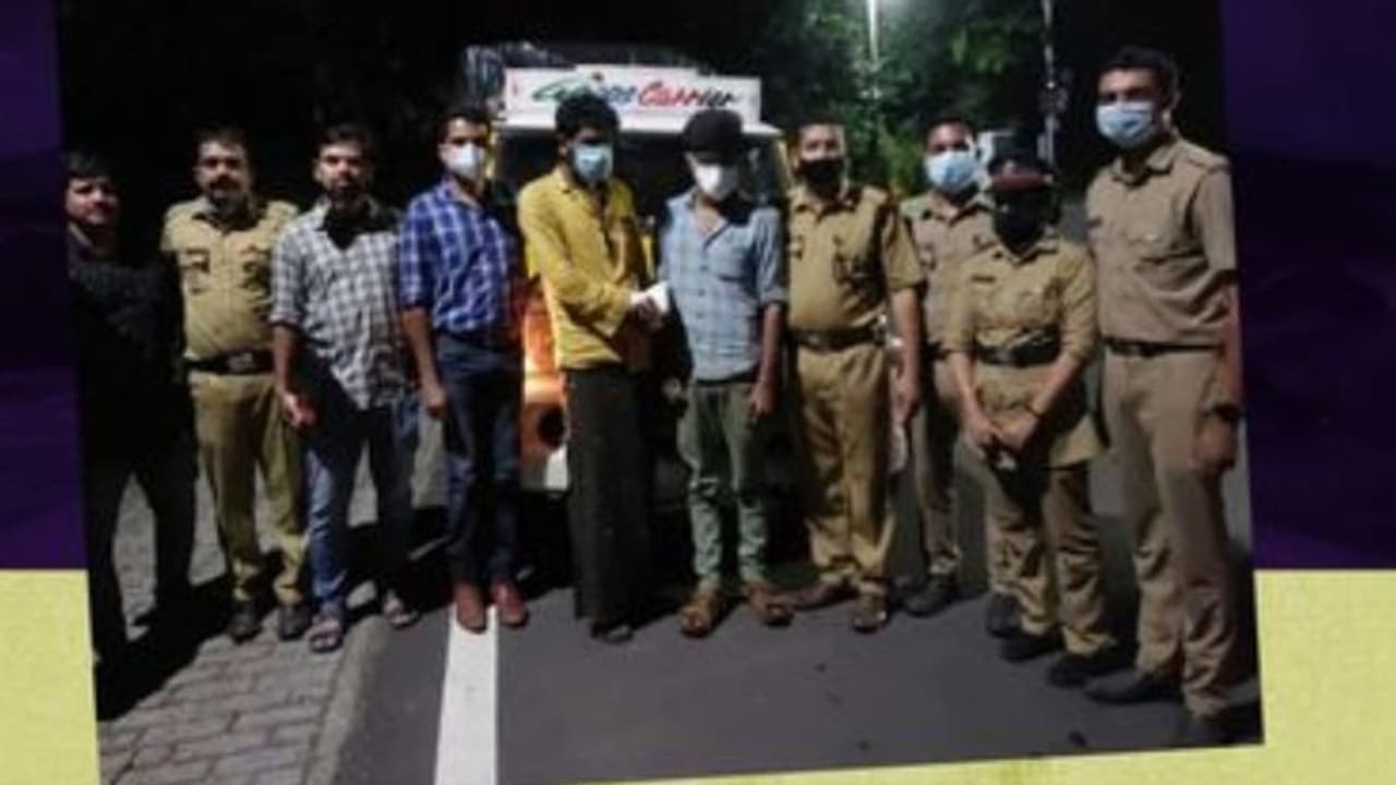 ബൊലേറോ പിക്കപ്പിൽ പച്ചക്കറി, ഒരു ചാക്കിൽ വേറെ ഐറ്റം; മലപ്പുറത്ത് കഞ്ചാവ് കടത്തിയ പ്രതികൾ 20 വർഷം അഴിയെണ്ണും