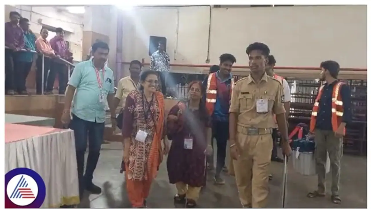 Karnataka Lok Sabha elections 2024 ದಕ್ಷಿಣಕನ್ನಡ ಜಿಲ್ಲೆಯಲ್ಲಿ ಮತದಾನ ಹಕ್ಕು ಕಳೆದುಕೊಂಡ ಯುವತಿ! Karnataka Lok Sabha elections 2024 ದಕ್ಷಿಣಕನ್ನಡ ಜಿಲ್ಲೆಯಲ್ಲಿ ಮತದಾನ ಹಕ್ಕು ಕಳೆದುಕೊಂಡ ಯುವತಿ!