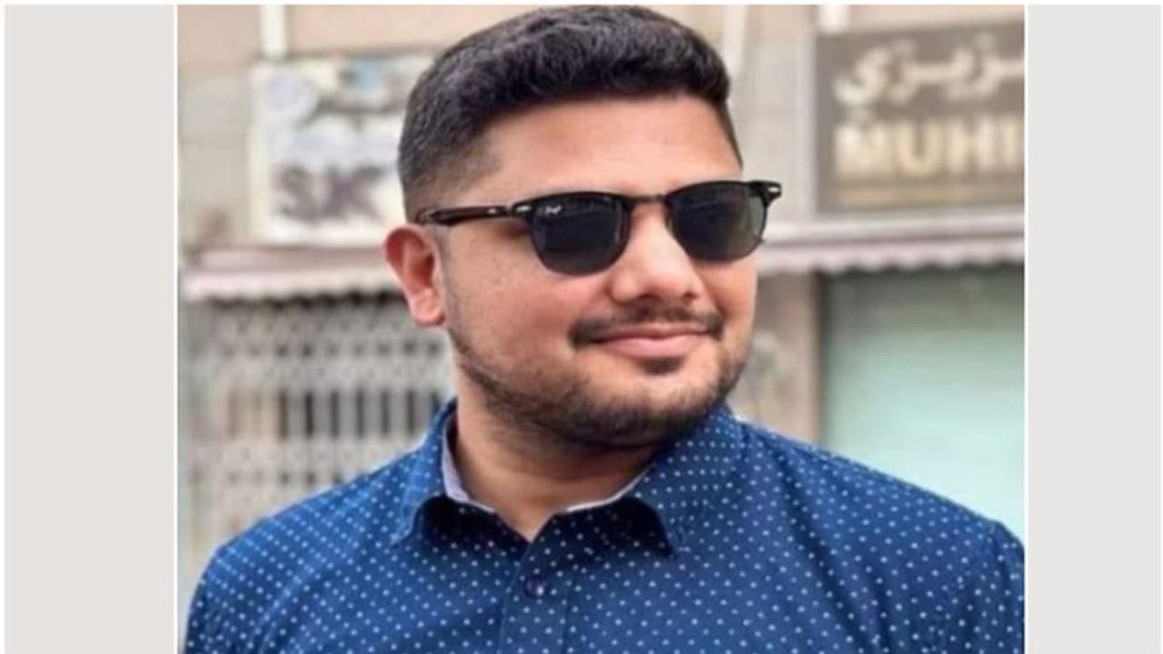 വിവാഹത്തിനായി നാട്ടിലേക്ക് പോകാനിരിക്കെ പ്രവാസി മലയാളി യുവാവ് മരിച്ചു വിവാഹത്തിനായി നാട്ടിലേക്ക് പോകാനിരിക്കെ പ്രവാസി മലയാളി യുവാവ് മരിച്ചു