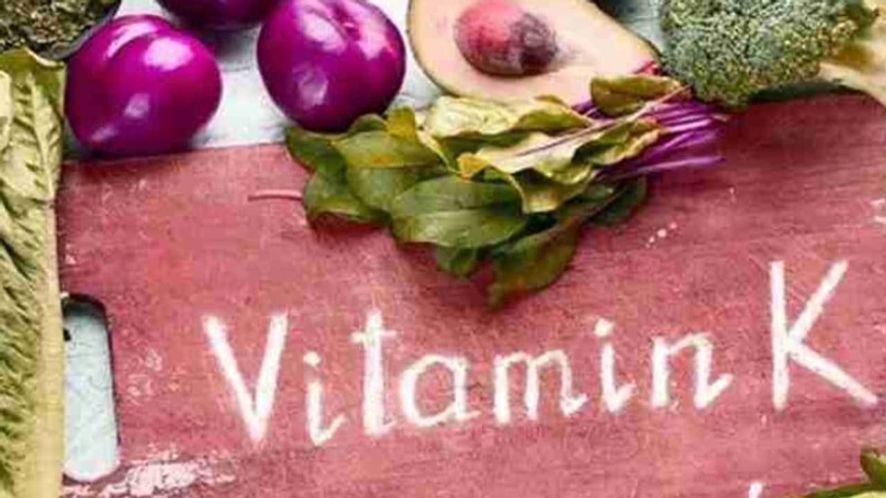 വിറ്റാമിന് കെയുടെ കുറവിനെ പരിഹരിക്കാന് കഴിക്കാം ഈ ഭക്ഷണങ്ങള്... വിറ്റാമിന് കെയുടെ കുറവിനെ പരിഹരിക്കാന് കഴിക്കാം ഈ ഭക്ഷണങ്ങള്...