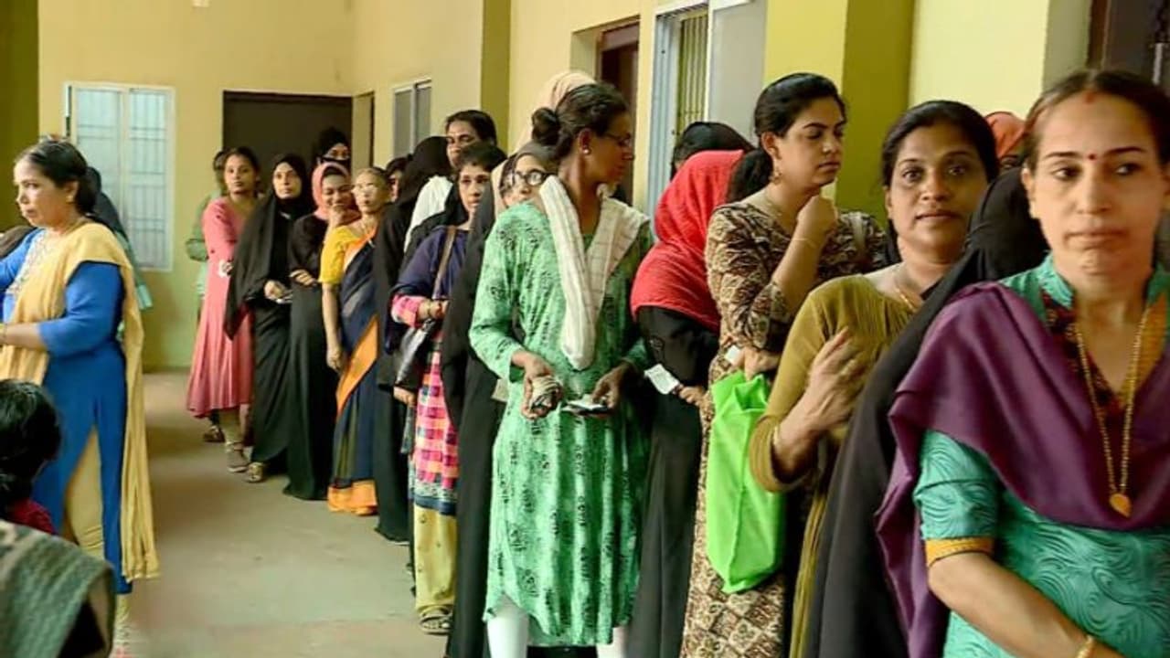 AP Election: ఏపీలో రికార్డు సాయిలో పోలింగ్.. ఏ పార్టీకి లాభం? ఏ పార్టీకి నష్టం? AP Election: ఏపీలో రికార్డు సాయిలో పోలింగ్.. ఏ పార్టీకి లాభం? ఏ పార్టీకి నష్టం?