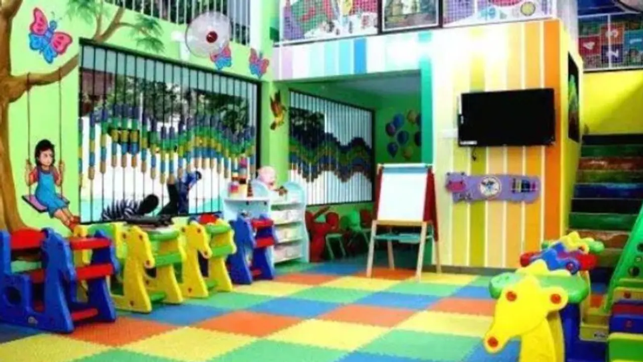 അന്തരീക്ഷ താപനിലയിൽ വൻ ഉയര്ച്ച, ഉഷ്ണതരംഗവും; അങ്കണവാടി കുട്ടികൾക്ക് ഒരാഴ്ച അവധി അന്തരീക്ഷ താപനിലയിൽ വൻ ഉയര്ച്ച, ഉഷ്ണതരംഗവും; അങ്കണവാടി കുട്ടികൾക്ക് ഒരാഴ്ച അവധി