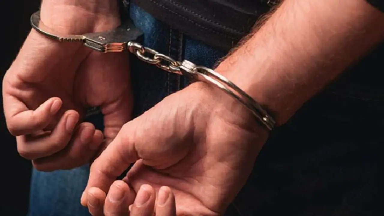 சென்னையில் ஆட்டோக்களின் கண்ணாடிகள் உடைப்பு: கஞ்சா போதை காரணமா? போலீசார் விளக்கம்!