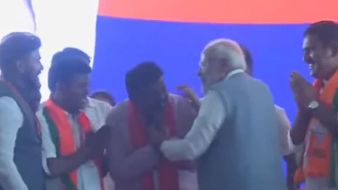 ರಾಯಚೂರು ಅಭ್ಯರ್ಥಿ ಹೆಸರು ಉಲ್ಲೇಖಿಸಲು ಮರೆತ ಮೋದಿ, ಭಾಷಣದ ಬಳಿಕ ಮಾಡಿದ್ದೇನು?