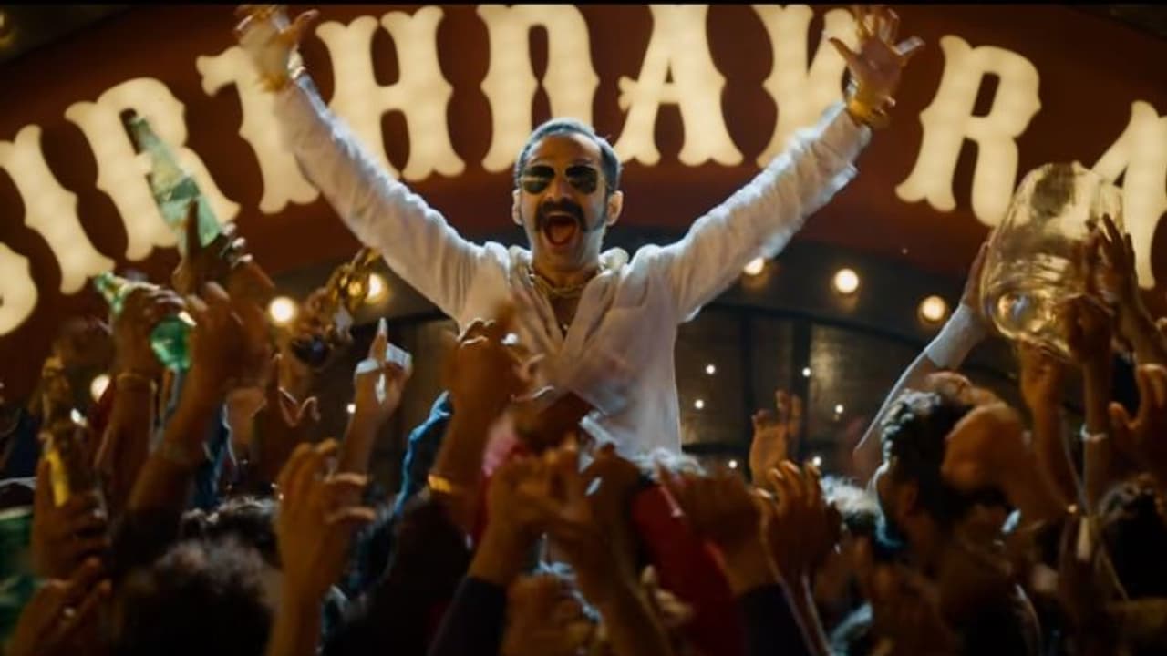 'രംഗണ്ണന്റെ' പിറന്നാള് ആഘോഷം; 'ആവേശ'ത്തിലെ 'അര്മാദം' വീഡിയോ സോംഗ് 'രംഗണ്ണന്റെ' പിറന്നാള് ആഘോഷം; 'ആവേശ'ത്തിലെ 'അര്മാദം' വീഡിയോ സോംഗ്