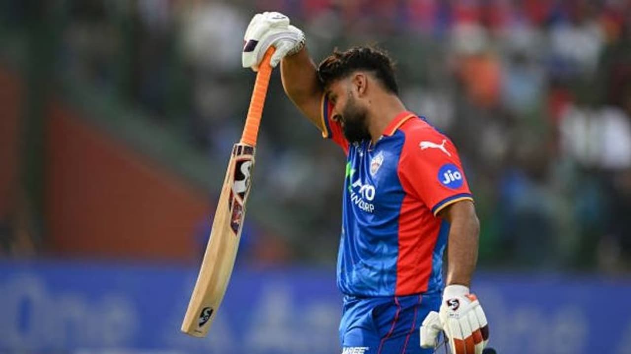 ഡല്‍ഹിക്ക് ഇരുട്ടടി, നായകന്‍ റിഷഭ് പന്തിന് ബിസിസിഐ വിലക്ക്; ആര്‍സിബിക്കെതിരായ നിര്‍ണായക മത്സരം നഷ്ടമാവും