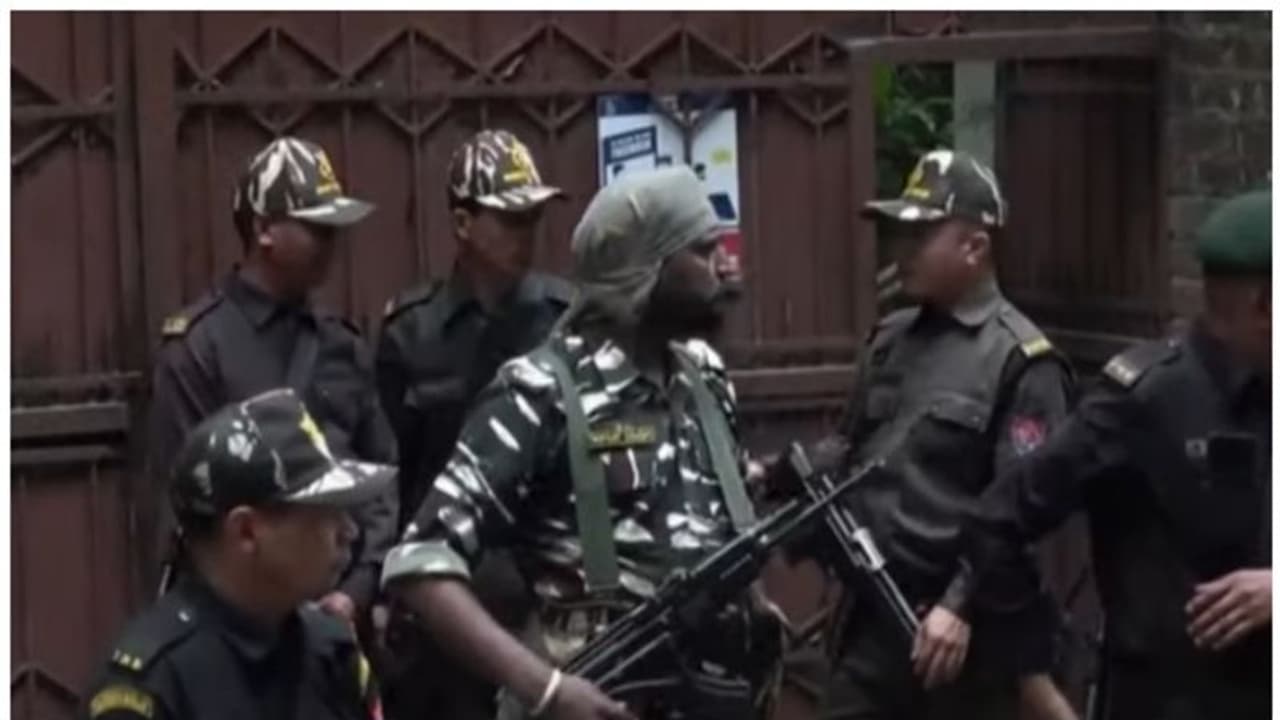 മണിപ്പൂരിൽ സ്ത്രീകളെ അതിക്രമത്തിനിരയാക്കിയ സംഭവം; പൊലീസിന് ​ഗുരുതര വീഴ്ച; കുറ്റപത്രം സമർപ്പിച്ച് സിബിഐ