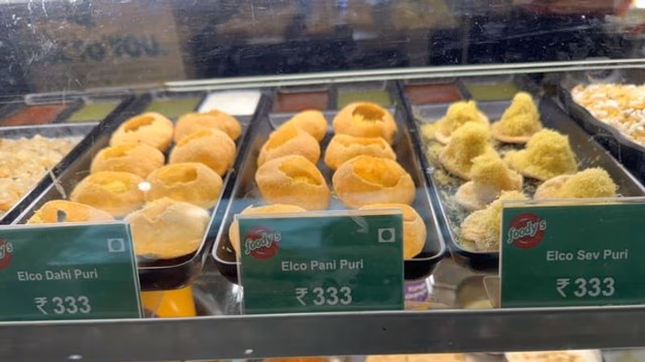 Shocking! User shares photo of Pani Puri for whopping Rs 333 at Mumbai's international airport; sparks debate Shocking! User shares photo of Pani Puri for whopping Rs 333 at Mumbai's international airport; sparks debate