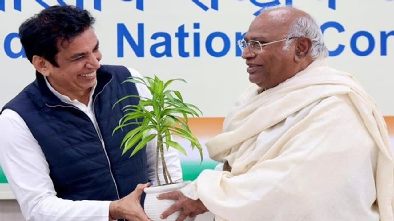 டெல்லி காங்கிரஸ் தலைவராக தேவேந்திர யாதவ் நியமனம்!