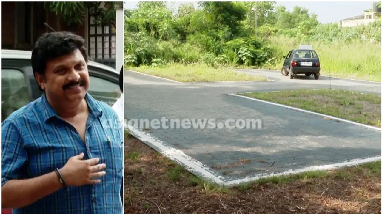 'കൊവിഡ് 19 കാരണം ഡ്രൈവിംഗ് ടെസ്റ്റുകൾ നിര്ത്തിവെച്ചിരുന്നു'; വിചിത്ര അറിയിപ്പിൽ വൻ ഞെട്ടൽ, സംഭവം കാസർകോട് 'കൊവിഡ് 19 കാരണം ഡ്രൈവിംഗ് ടെസ്റ്റുകൾ നിര്ത്തിവെച്ചിരുന്നു'; വിചിത്ര അറിയിപ്പിൽ വൻ ഞെട്ടൽ, സംഭവം കാസർകോട്