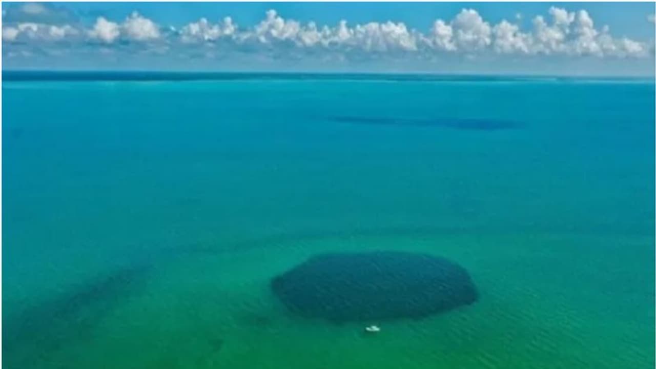 രഹസ്യമൊളിപ്പിച്ച കടൽ, ഒടുവിൽ കണ്ടെത്തി ശാസ്ത്രജ്ഞർ, താം ജാ ബ്ലൂ ഹോള്, 1300 അടി ആഴമുള്ള നീലക്കുഴി, മഹാത്ഭുതം രഹസ്യമൊളിപ്പിച്ച കടൽ, ഒടുവിൽ കണ്ടെത്തി ശാസ്ത്രജ്ഞർ, താം ജാ ബ്ലൂ ഹോള്, 1300 അടി ആഴമുള്ള നീലക്കുഴി, മഹാത്ഭുതം