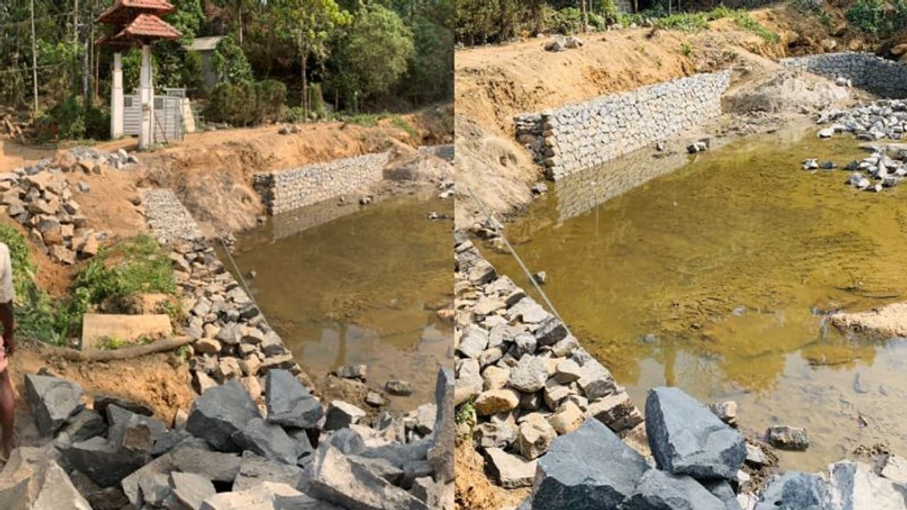 റോഡ് കൈയ്യേറിയത് 20 മീറ്ററിലധികം, തോടിന്റെ നീരൊഴുക്ക് തടസ്സപ്പെടുത്തി തടയണയും; റിസോര്ട്ടിനെതിരെ പ്രതിഷേധം റോഡ് കൈയ്യേറിയത് 20 മീറ്ററിലധികം, തോടിന്റെ നീരൊഴുക്ക് തടസ്സപ്പെടുത്തി തടയണയും; റിസോര്ട്ടിനെതിരെ പ്രതിഷേധം