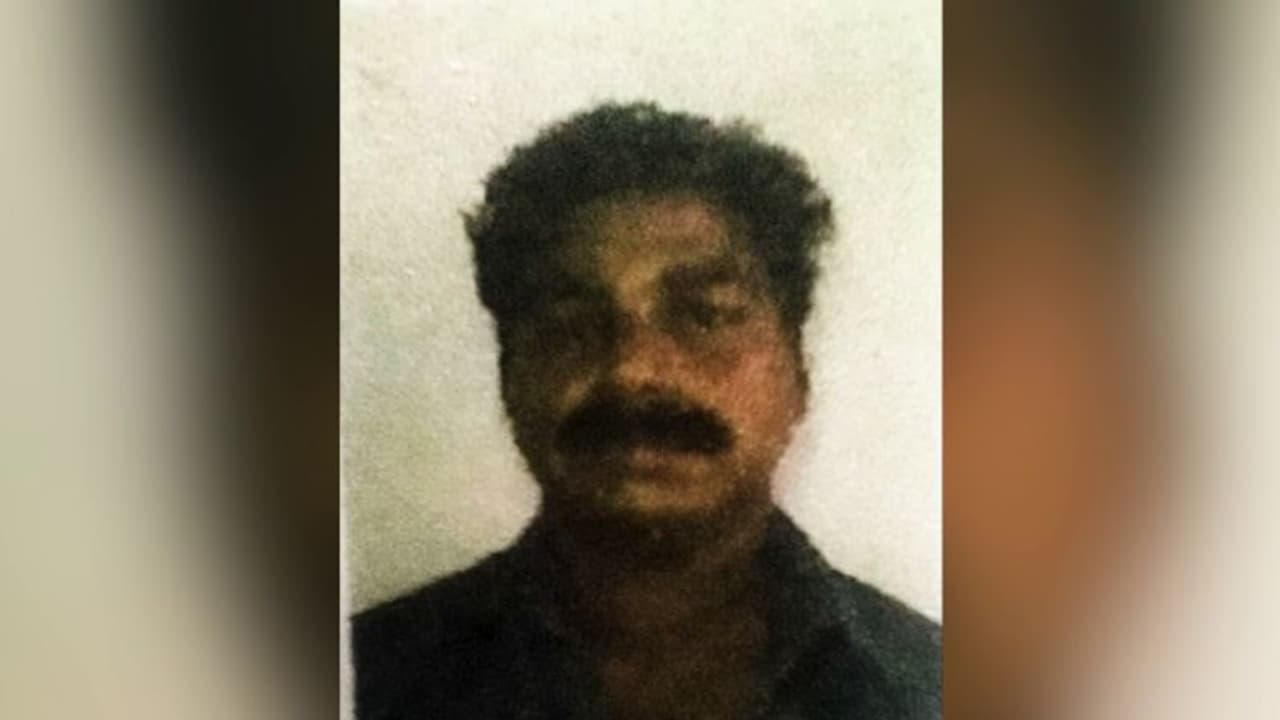 സഹകരണ ബാങ്കിലെ നിക്ഷേപം തിരികെ നല്കിയില്ല; ഗൃഹനാഥൻ ജീവനൊടുക്കി സഹകരണ ബാങ്കിലെ നിക്ഷേപം തിരികെ നല്കിയില്ല; ഗൃഹനാഥൻ ജീവനൊടുക്കി