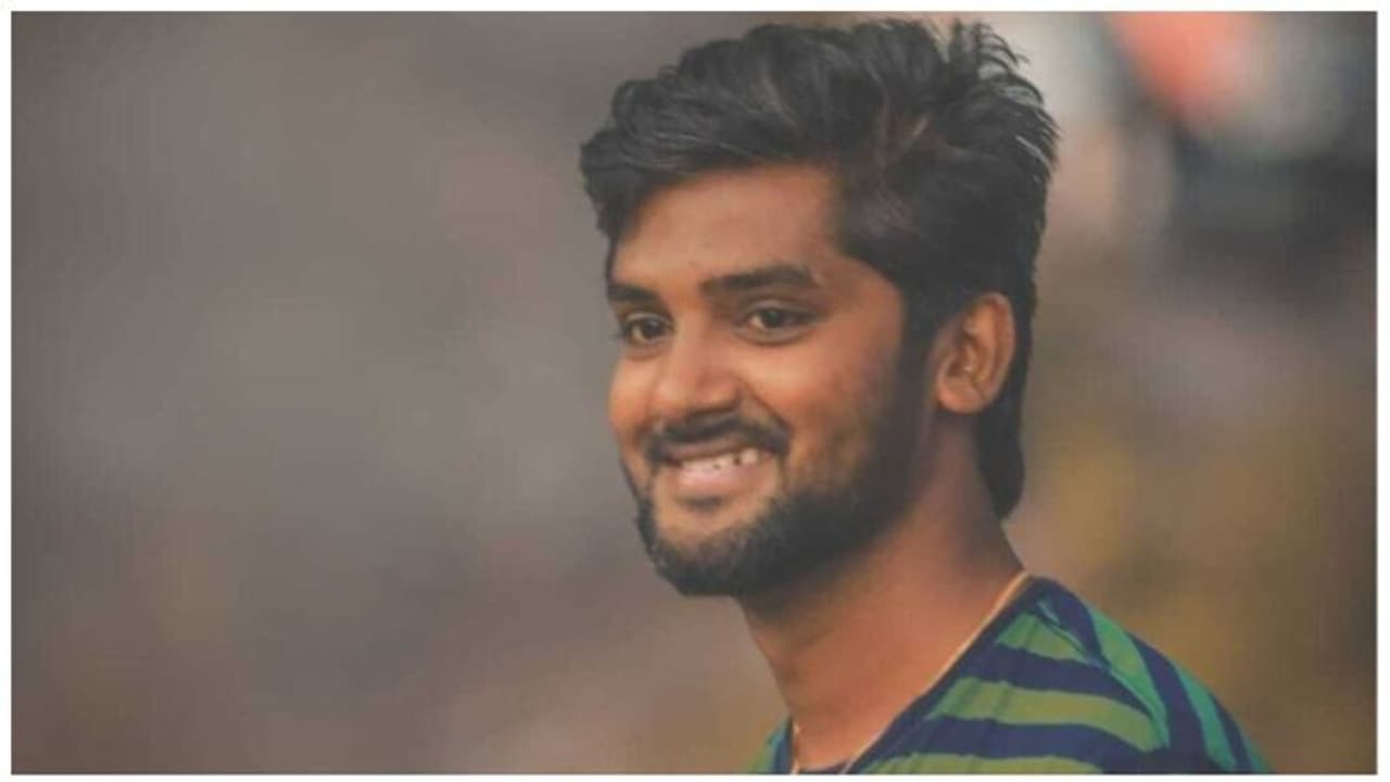 സംഗീത സംവിധായകന് പ്രവീണ് കുമാര് 28ാം വയസില് അന്തരിച്ചു സംഗീത സംവിധായകന് പ്രവീണ് കുമാര് 28ാം വയസില് അന്തരിച്ചു