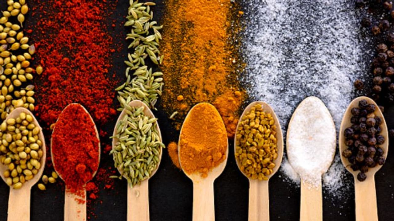 'എവറെസ്റ്റ്' നിരോധനം, സുഗന്ധവ്യഞ്ജന ഉത്പന്നങ്ങളുടെ ഗുണനിലവാരം പരിശോധിക്കണം; സംസ്ഥാനങ്ങളോട് കേന്ദ്രം 'എവറെസ്റ്റ്' നിരോധനം, സുഗന്ധവ്യഞ്ജന ഉത്പന്നങ്ങളുടെ ഗുണനിലവാരം പരിശോധിക്കണം; സംസ്ഥാനങ്ങളോട് കേന്ദ്രം