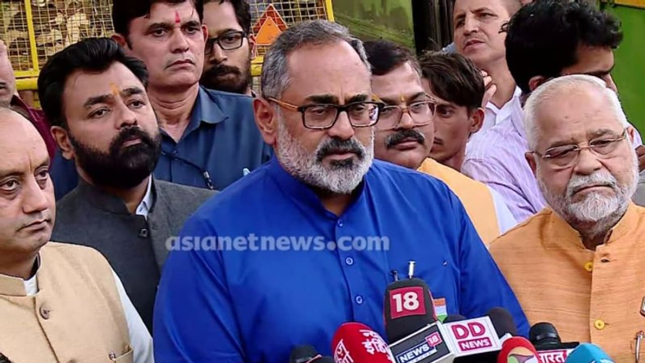 'ഇനി ചെയ്യേണ്ടത് കേരളം; തലസ്ഥാനത്തെ വെള്ളക്കെട്ട് പരിഹരിക്കാൻ പിണറായി സർക്കാർ നടപടിയെടുക്കണം'