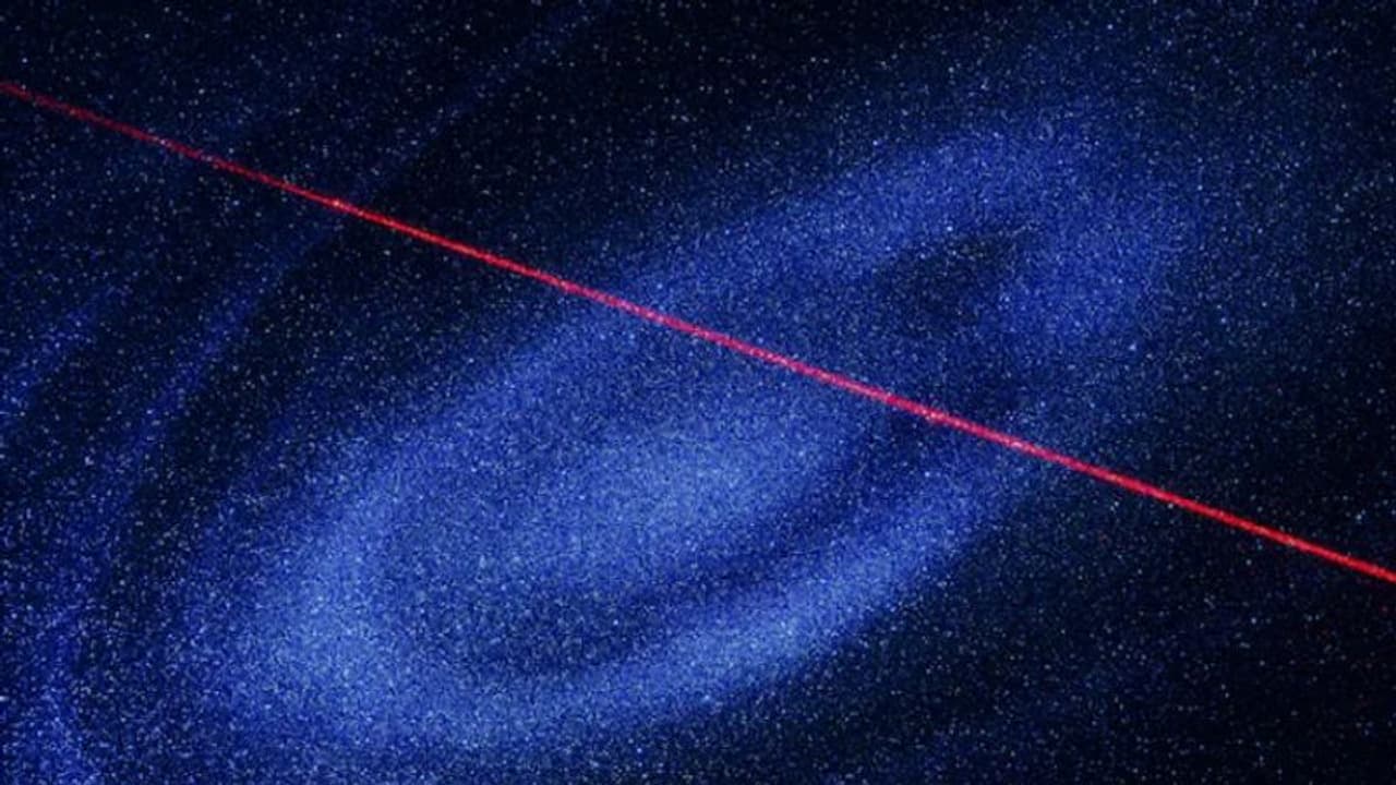 22 കോടി കിലോമീറ്റർ ദൂരത്ത് നിന്ന് ഭൂമിയിലേക്കൊരു ലേസർ സിഗ്നൽ, 'സൈക്ക്' പണി തുടങ്ങിയെന്ന് നാസ 22 കോടി കിലോമീറ്റർ ദൂരത്ത് നിന്ന് ഭൂമിയിലേക്കൊരു ലേസർ സിഗ്നൽ, 'സൈക്ക്' പണി തുടങ്ങിയെന്ന് നാസ