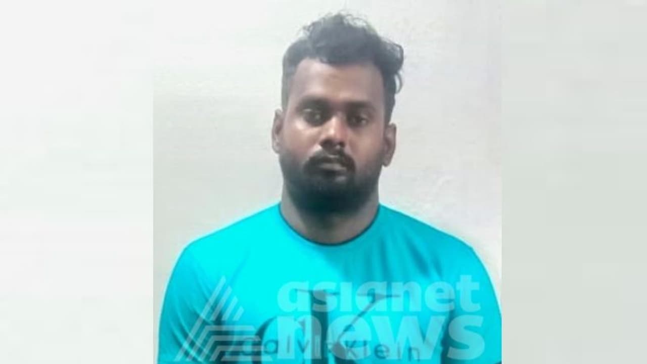 കോട്ടയത്ത് ഇതര സംസ്ഥാന തൊഴിലാളിയെ സിമൻ്റ് മിക്സർ മെഷീനിൽ ഇട്ട് കൊന്നു; തെളിഞ്ഞത് ശാസ്ത്രീയ അന്വേഷണത്തില് കോട്ടയത്ത് ഇതര സംസ്ഥാന തൊഴിലാളിയെ സിമൻ്റ് മിക്സർ മെഷീനിൽ ഇട്ട് കൊന്നു; തെളിഞ്ഞത് ശാസ്ത്രീയ അന്വേഷണത്തില്