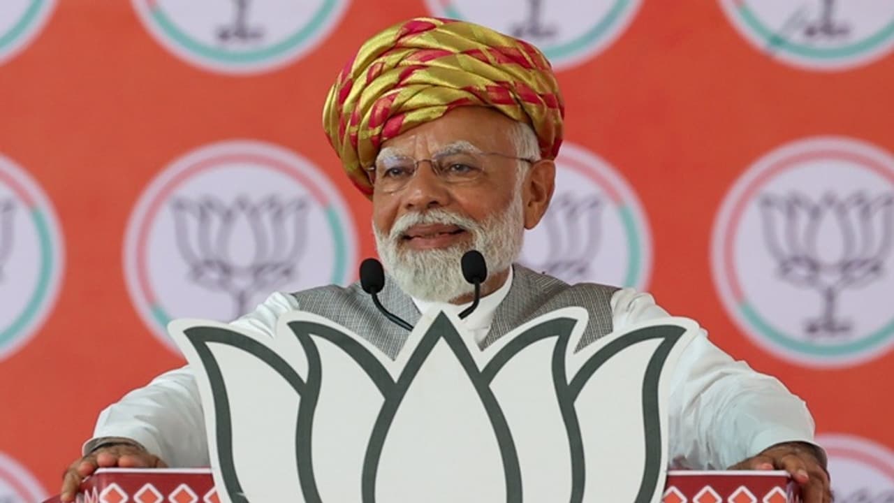 Lok Sabha Elections 2024: ಕಾಂಗ್ರೆಸ್ ಹೇಡಿ ಪಕ್ಷ: ಪ್ರಧಾನಿ ಮೋದಿ ಹರಿತ ವಾಗ್ದಾಳಿ Lok Sabha Elections 2024: ಕಾಂಗ್ರೆಸ್ ಹೇಡಿ ಪಕ್ಷ: ಪ್ರಧಾನಿ ಮೋದಿ ಹರಿತ ವಾಗ್ದಾಳಿ