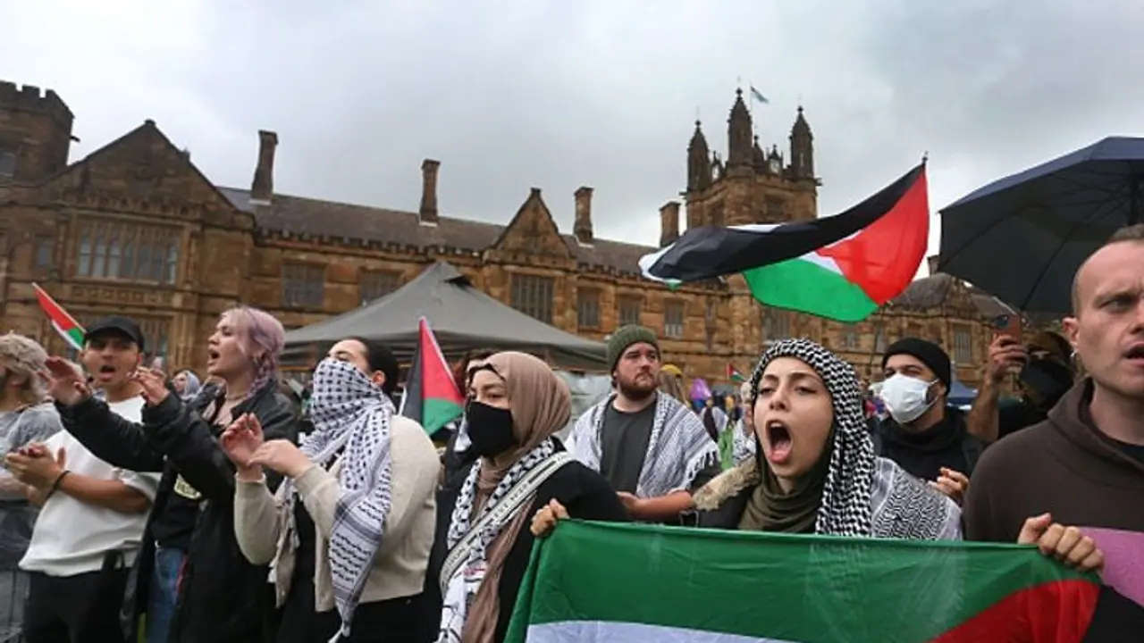 After US campuses, now several pro Palestine and pro Israel face off at Australian university (WATCH)