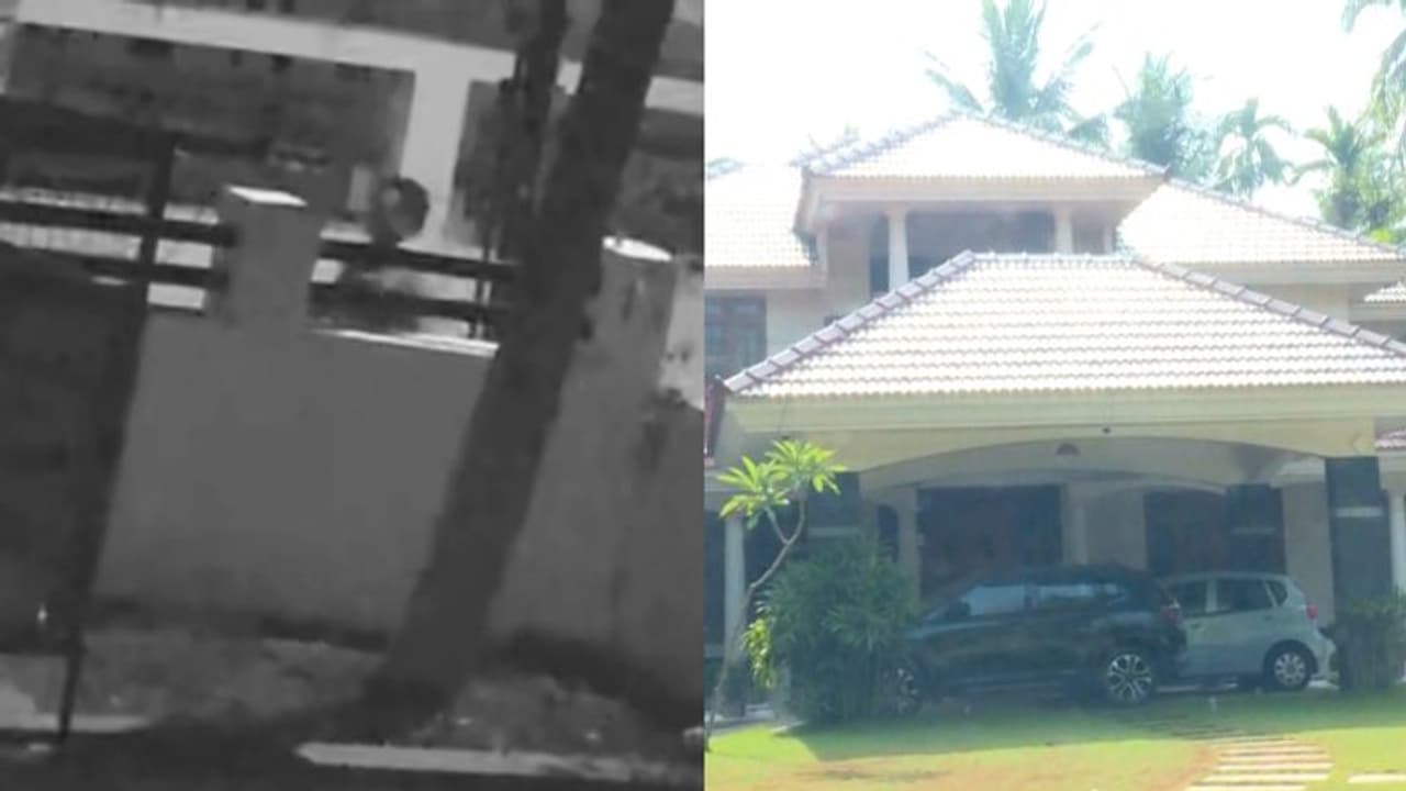 'ഗേറ്റിനടുത്തേക്ക് ഒരാൾ'; പൊന്നാനിയില് വീട് കുത്തിത്തുറന്ന് 350 പവന് കവര്ന്ന സംഭവം, സിസിടിവി ദൃശ്യങ്ങൾ 'ഗേറ്റിനടുത്തേക്ക് ഒരാൾ'; പൊന്നാനിയില് വീട് കുത്തിത്തുറന്ന് 350 പവന് കവര്ന്ന സംഭവം, സിസിടിവി ദൃശ്യങ്ങൾ
