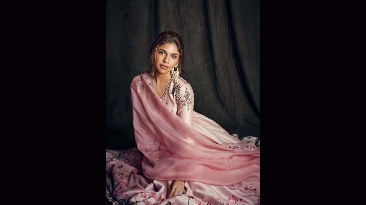 ನನ್ನ ಮದುವೆಯಾಗುತ್ತೀಯಾ? ಸಲ್ಮಾನ್ ಖಾನ್ ಪ್ರಪೋಸಲ್ ತಿರಸ್ಕರಿಸಿದ್ದೇಕೆ ಹೀರಾಮಂಡಿ ನಟಿ? ನನ್ನ ಮದುವೆಯಾಗುತ್ತೀಯಾ? ಸಲ್ಮಾನ್ ಖಾನ್ ಪ್ರಪೋಸಲ್ ತಿರಸ್ಕರಿಸಿದ್ದೇಕೆ ಹೀರಾಮಂಡಿ ನಟಿ?