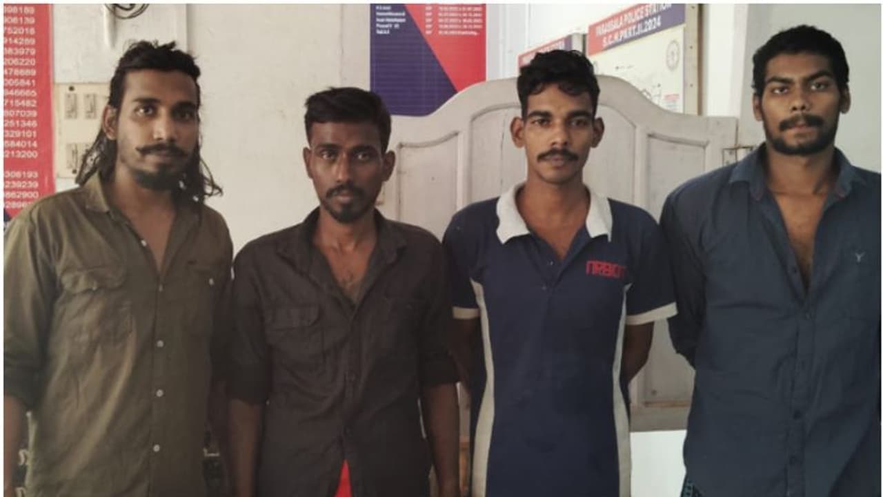 ലഹരി വില്പ്പന: എക്സൈസിന് രഹസ്യവിവരം നല്കിയ യുവാവിനെ കൊല്ലാന് ശ്രമം, അറസ്റ്റില് ലഹരി വില്പ്പന: എക്സൈസിന് രഹസ്യവിവരം നല്കിയ യുവാവിനെ കൊല്ലാന് ശ്രമം, അറസ്റ്റില്