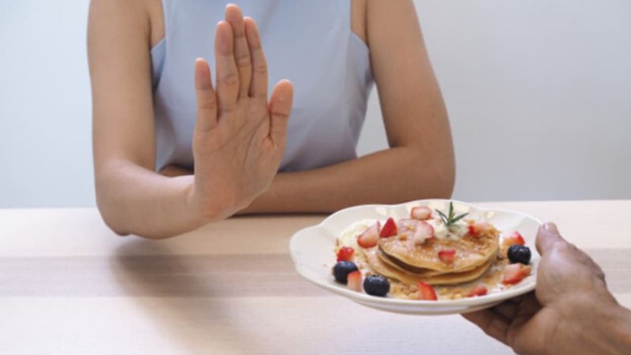 രാവിലെ വെറും വയറ്റിൽ കഴിക്കാന്‍ പാടില്ലാത്ത ഭക്ഷണങ്ങള്‍