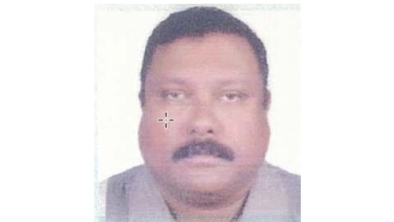 പ്രവാസി മലയാളി ഹൃദയാഘാതത്തെ തുടർന്ന് മരിച്ചു പ്രവാസി മലയാളി ഹൃദയാഘാതത്തെ തുടർന്ന് മരിച്ചു