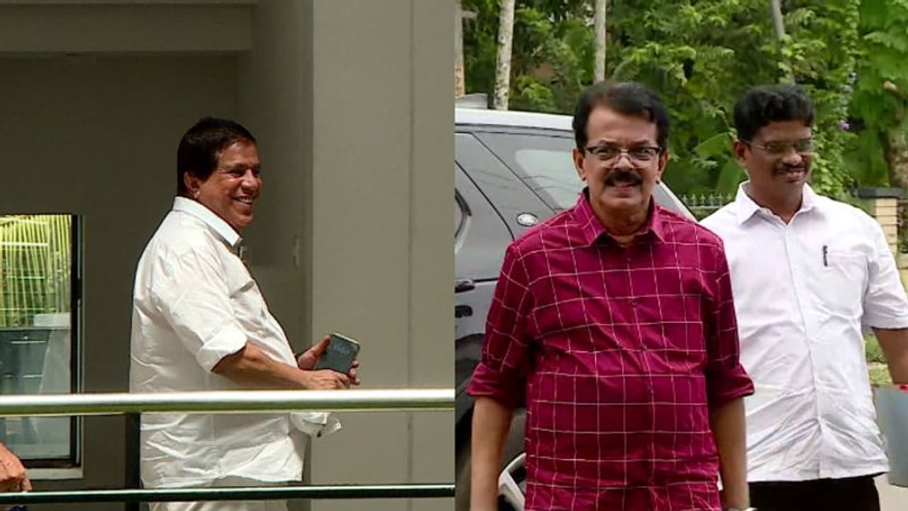 സർക്കാർ ഫണ്ട് ലഭിക്കുന്നില്ല, പ്രതിസന്ധിയിൽ തദ്ദേശ സ്വയംഭരണ സ്ഥാപനങ്ങള്, മുഖ്യമന്ത്രിയെ കാണാനൊരുങ്ങി എംഎൽഎമാർ സർക്കാർ ഫണ്ട് ലഭിക്കുന്നില്ല, പ്രതിസന്ധിയിൽ തദ്ദേശ സ്വയംഭരണ സ്ഥാപനങ്ങള്, മുഖ്യമന്ത്രിയെ കാണാനൊരുങ്ങി എംഎൽഎമാർ