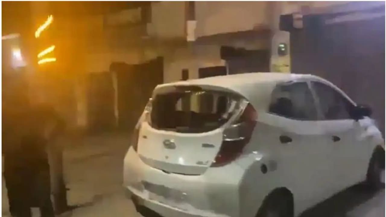 അമേഠിയിലെ കോണ്‍ഗ്രസ് ഓഫീസിന് നേരെ ആക്രമണം; വാഹനങ്ങള്‍ അടിച്ചുതകര്‍ത്തു, പിന്നില്‍ ബിജെപി എന്ന് കോണ്‍ഗ്രസ് 