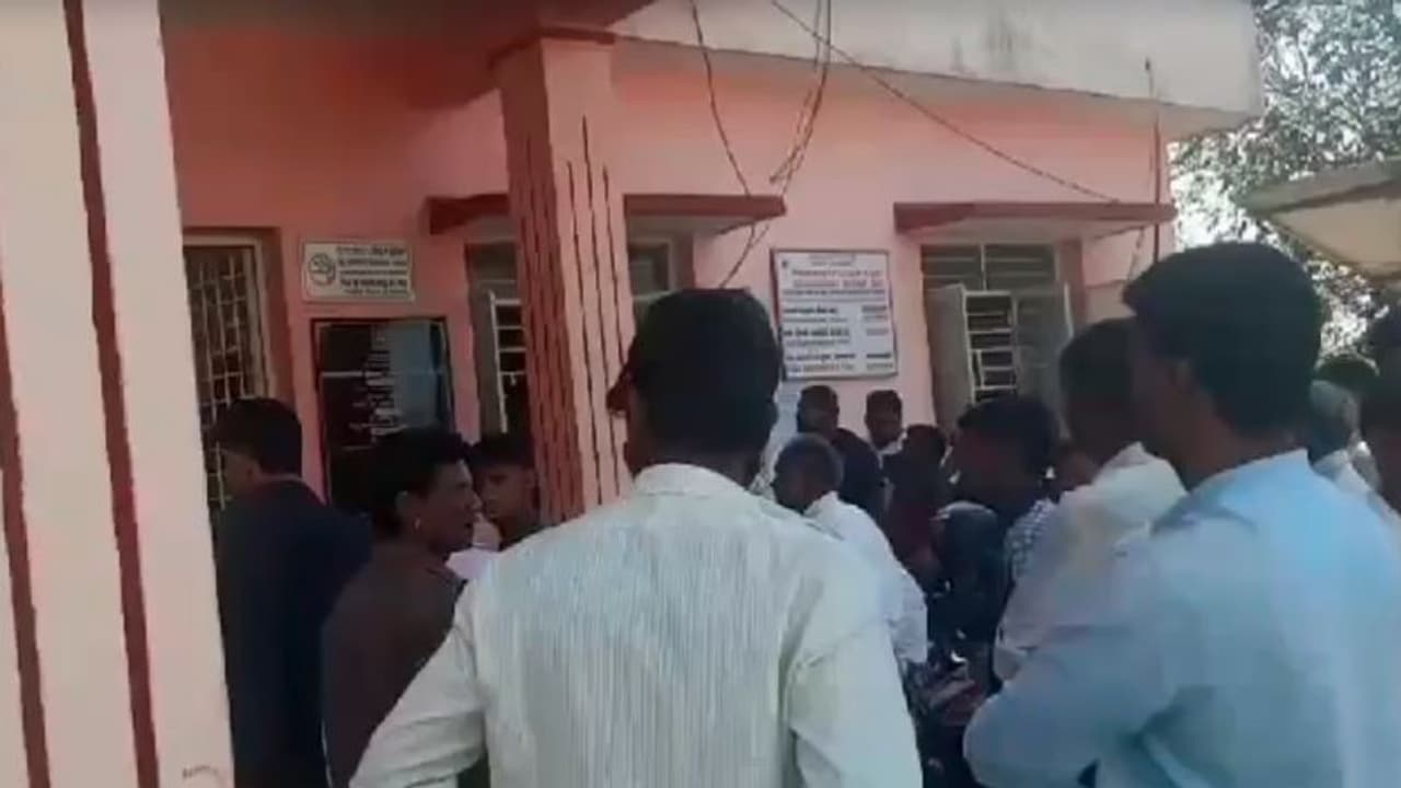 ಕೊಡಗಿನಲ್ಲಿ ಸಿಹಿ ತಿಂಡಿಯಿಂದ ಎದುರಾಯ್ತು ವಿಘ್ನ, ಮಂಟಪದಲ್ಲೇ ಮುರಿದು ಬಿತ್ತು ಲಗ್ನ!