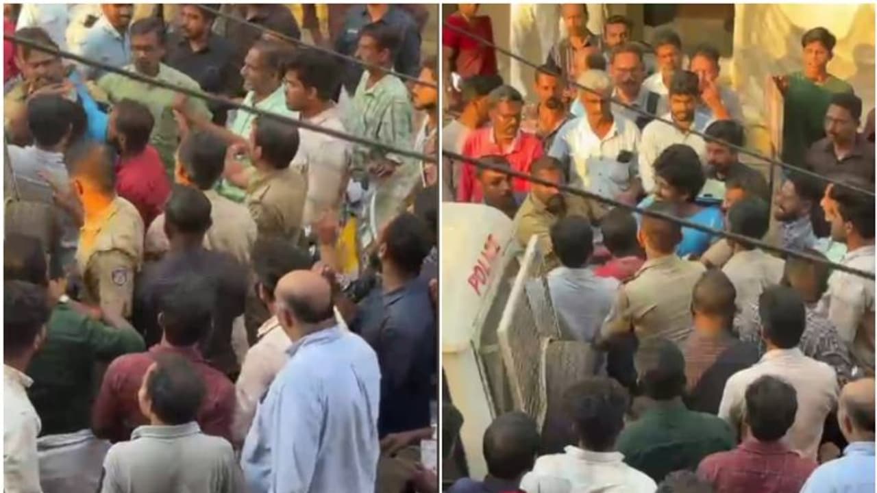 വടകരയിലെ സിപിഎം പ്രകടനം വഴി മുടക്കി, വിമർശിച്ച് ഫേസ്ബുക്ക് ലൈവ് ഇടാൻ യുവാവിന്റെ ശ്രമം, മര്ദ്ദനമേറ്റു വടകരയിലെ സിപിഎം പ്രകടനം വഴി മുടക്കി, വിമർശിച്ച് ഫേസ്ബുക്ക് ലൈവ് ഇടാൻ യുവാവിന്റെ ശ്രമം, മര്ദ്ദനമേറ്റു