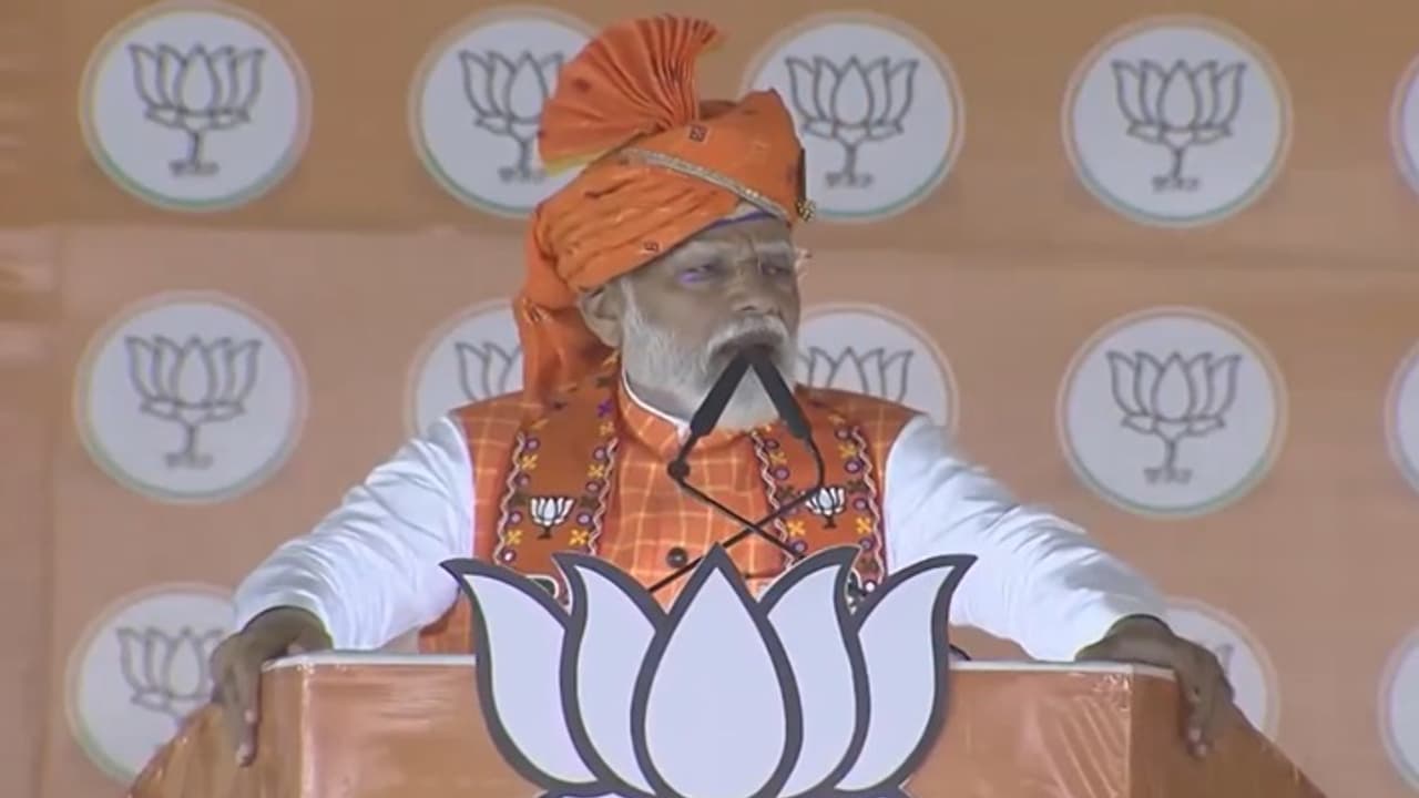 തെരഞ്ഞെടുപ്പിൽ കോൺഗ്രസ് 50 സീറ്റ് പോലും നേടില്ല, ബിജെപിക്ക് നാനൂറും കിട്ടും: നരേന്ദ്ര മോദി