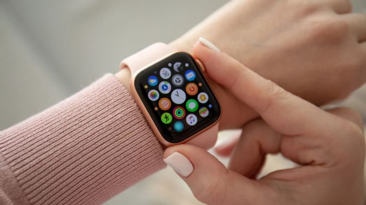Apple Watch Ultra 3 to support SOS messages via satellite, more health features?