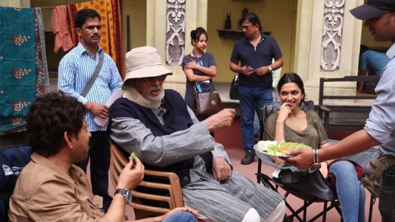  9 years to 'Piku': Deepika Padukone shares never seen before BTS photo, misses late actor Irrfan Khan
