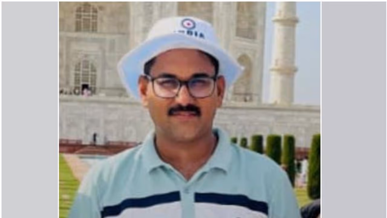 പള്ളിയിലേക്ക് പോകാൻ വേണ്ടി റോഡ് മുറിച്ചു കടന്നപ്പോൾ അപകടം; പ്രവാസി മലയാളി മരിച്ചു പള്ളിയിലേക്ക് പോകാൻ വേണ്ടി റോഡ് മുറിച്ചു കടന്നപ്പോൾ അപകടം; പ്രവാസി മലയാളി മരിച്ചു